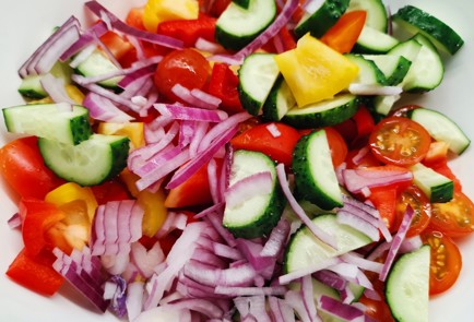 Фото шага рецепта Традиционный греческий салат 175963 шаг 3  