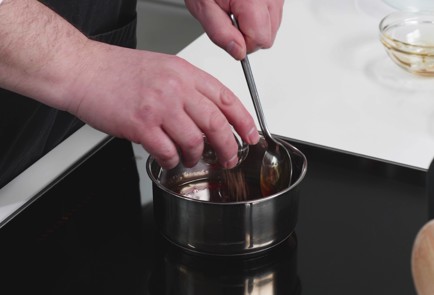 Фото шага рецепта Традиционный пряник из ржаного теста 176155 шаг 1  