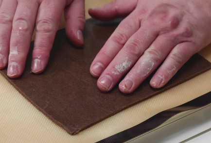 Фото шага рецепта Традиционный пряник из ржаного теста 176155 шаг 10  