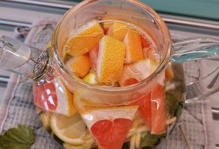 Фото шага рецепта Травяной отвар с грейпфрутом 152874 шаг 9  