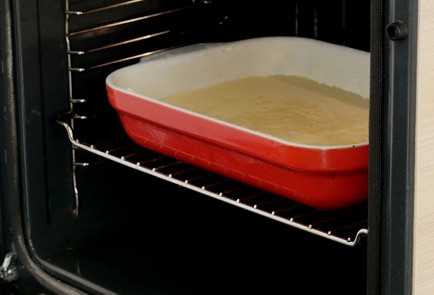 Фото шага рецепта Пирог Треслечес 92860 шаг 6  