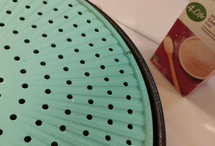 Фото шага рецепта Треска с овощным топингом 175179 шаг 6  