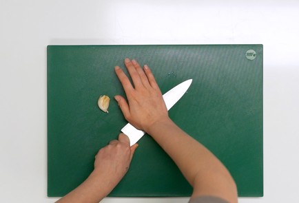 Фото шага рецепта Треска в духовке 140532 шаг 2  