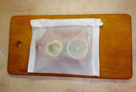 Фото шага рецепта Треска запеченная в конверте 188077 шаг 11  