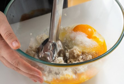 Фото шага рецепта Трубочки из лаваша с творогом и изюмом 151691 шаг 2