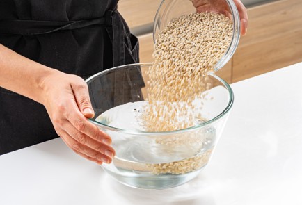 Фото шага рецепта Турецкая перловая каша кешкек 187082 шаг 2  