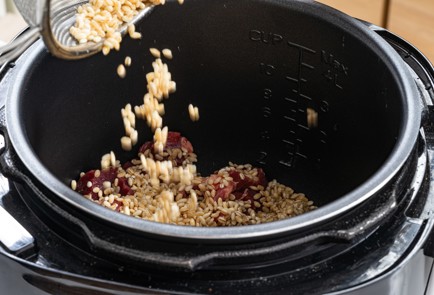 Фото шага рецепта Турецкая перловая каша кешкек 187082 шаг 4  