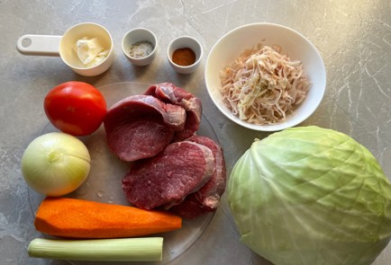 Фото шага рецепта Тушеная капуста 190807 шаг 1  