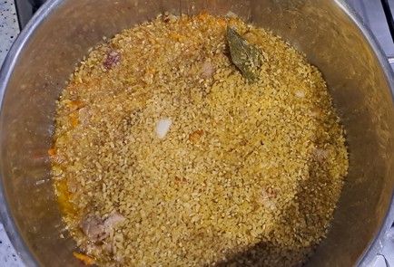 Фото шага рецепта Тушеная свиная лопатка с булгуром 186843 шаг 10  