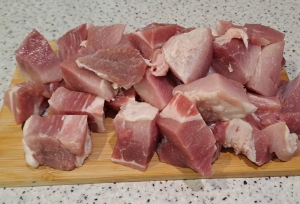 Фото шага рецепта Тушеная свиная лопатка с булгуром 186843 шаг 2  