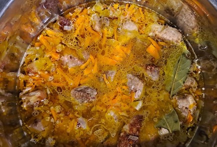 Фото шага рецепта Тушеная свиная лопатка с булгуром 186843 шаг 7  