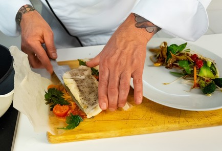 Фото шага рецепта Тушеная треска с овощным гарниром 138615 шаг 10  