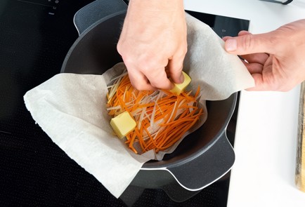 Фото шага рецепта Тушеная треска с овощным гарниром 138615 шаг 3  