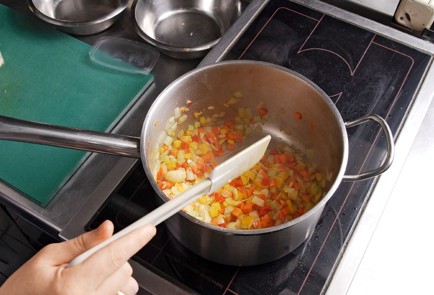 Фото шага рецепта Тушеные телячьи хвосты 36764 шаг 4