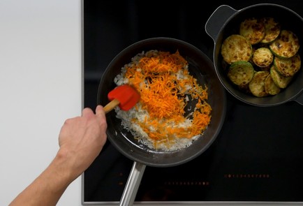 Фото шага рецепта Тушеные кабачки 32275 шаг 4  