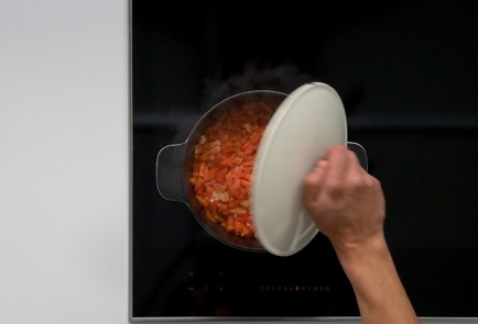 Фото шага рецепта Тушеные кабачки 32275 шаг 6  