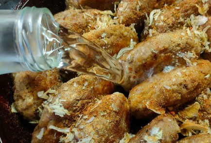 Фото шага рецепта Тушеные куриные котлеты с фасолью 191244 шаг 11  