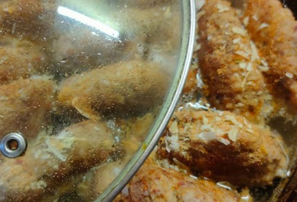 Фото шага рецепта Тушеные куриные котлеты с фасолью 191244 шаг 12  