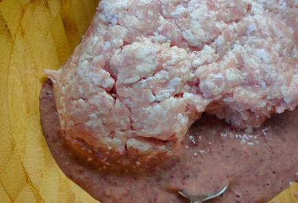 Фото шага рецепта Тушеные куриные котлеты с фасолью 191244 шаг 3  