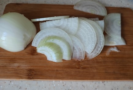 Фото шага рецепта Тушеные помидоры на сковороде 190222 шаг 2  