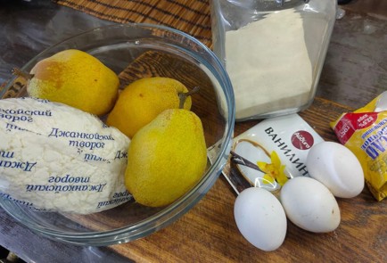 Фото шага рецепта Творожная запеканка с грушами 175698 шаг 1  