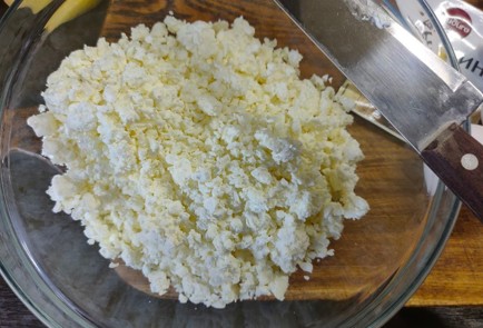 Фото шага рецепта Творожная запеканка с грушами 175698 шаг 2  