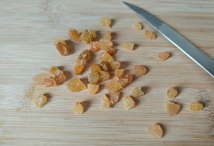 Фото шага рецепта Творожная запеканка с изюмом 176158 шаг 9