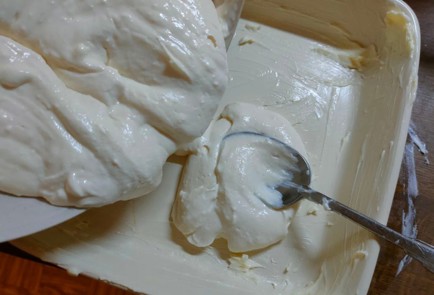 Фото шага рецепта Творожная запеканка с клюквой и лимонной цедрой 176173 шаг 12  