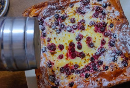 Фото шага рецепта Творожная запеканка с клюквой и лимонной цедрой 176173 шаг 17  