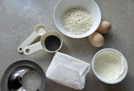 Фото шага рецепта Творожная запеканка с маком 190127 шаг 1  