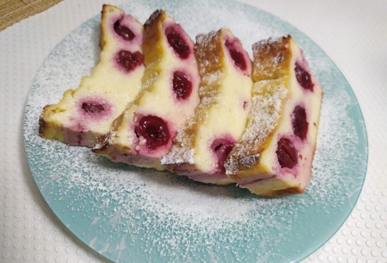 Фото шага рецепта Творожная запеканка с вишней 190126 шаг 11  