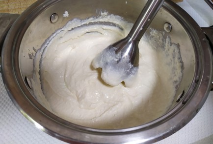 Фото шага рецепта Творожная запеканка с вишней 190126 шаг 3  