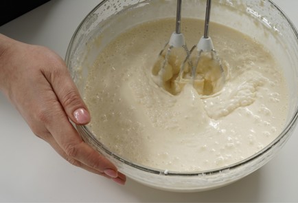 Фото шага рецепта Творожная запеканка в мультиварке 173382 шаг 6  