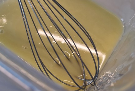 Фото шага рецепта Творожник с черешней 173903 шаг 5  