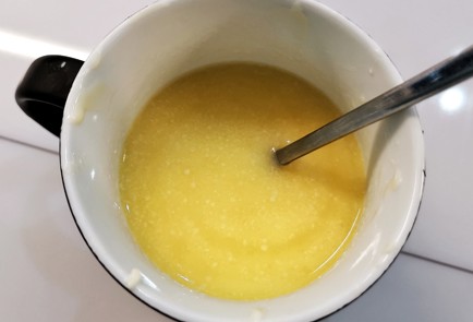 Фото шага рецепта Творожник 153152 шаг 1  