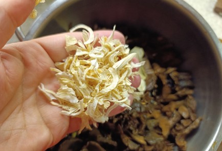 Фото шага рецепта Грибная икра 190849 шаг 4  