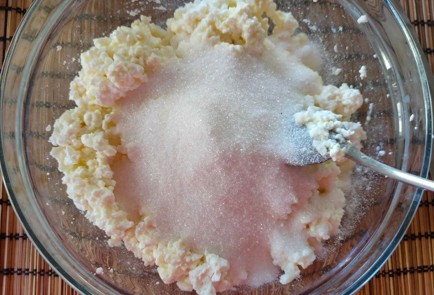 Фото шага рецепта Творожноманный пирог 174953 шаг 6  