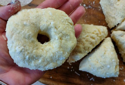 Фото шага рецепта Творожносырные бейглы 189134 шаг 16  