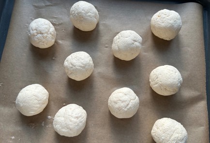 Фото шага рецепта Творожные булочки 187003 шаг 9  