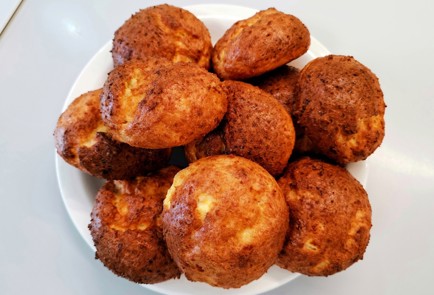 Фото шага рецепта Творожные булочки 188803 шаг 10  