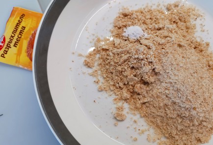 Фото шага рецепта Творожные лепешки 188845 шаг 4  