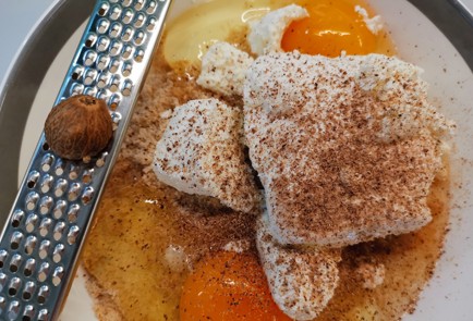 Фото шага рецепта Творожные лепешки 188845 шаг 8  