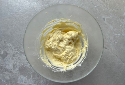 Фото шага рецепта Творожные оладьи 190037 шаг 3  