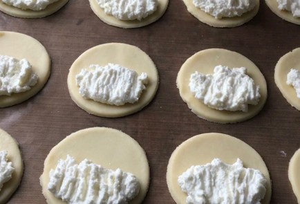 Фото шага рецепта Творожные сочники 174343 шаг 13  