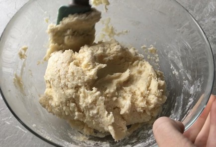 Фото шага рецепта Творожные сочники 174343 шаг 7  