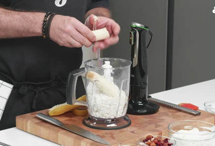 Фото шага рецепта Творожные вафли с протеином 189846 шаг 3  