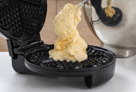 Фото шага рецепта Творожные вафли 174649 шаг 8  