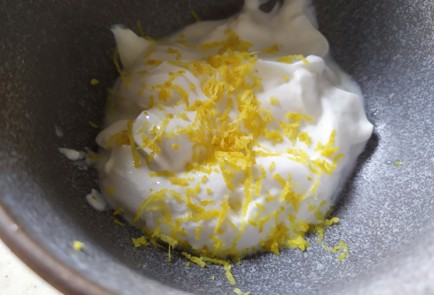 Фото шага рецепта Творожные ватрушки с абрикосом 189427 шаг 5  