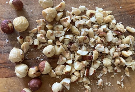 Фото шага рецепта Творожный бисквит с орехами 186469 шаг 3  