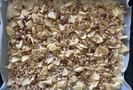 Фото шага рецепта Творожный бисквит с орехами 186469 шаг 8  